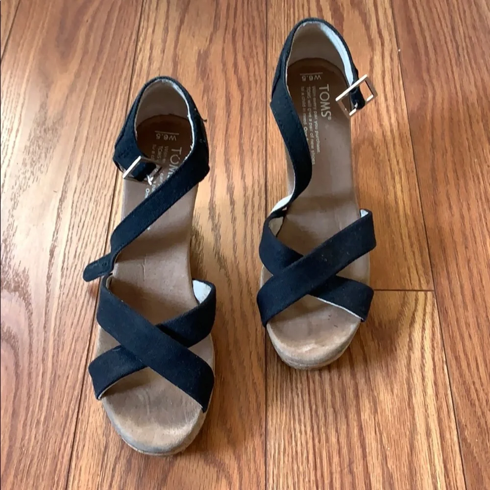Toms wedge sandals